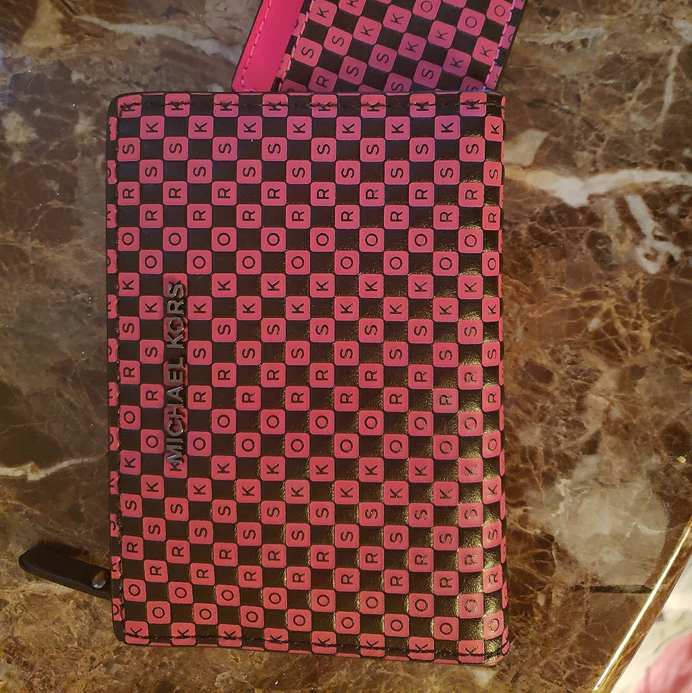 MICAEL KORS WALLET WITH CARD HOLDER